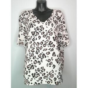 Entro Short Sleeve V-Neck Women's XL Black, White, Tan Leopard Shirt